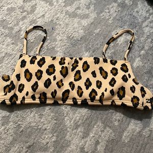 Leopard swimsuit top
